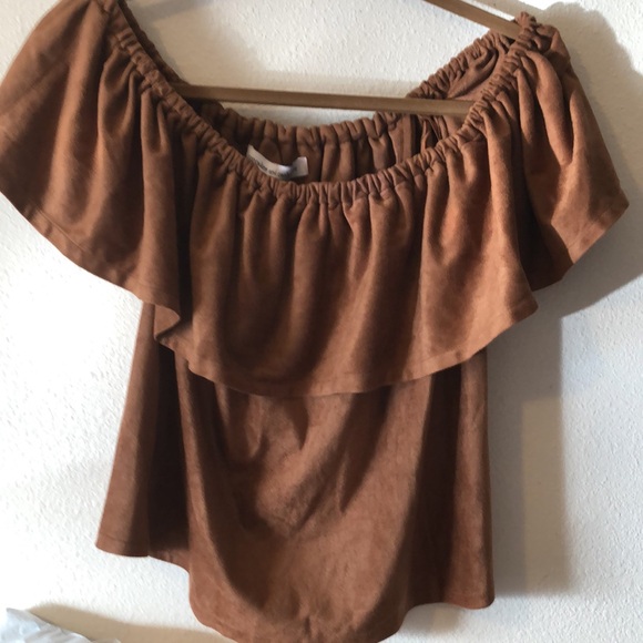 Cupcakes and Cashmere size medium - Picture 3 of 9